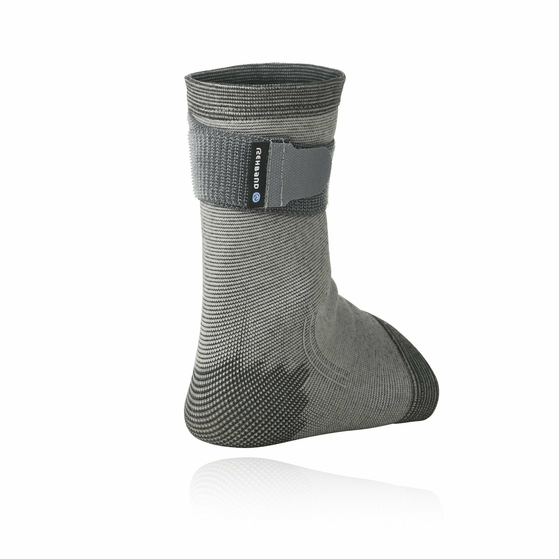 Knitted ankle support Rehband Qd line