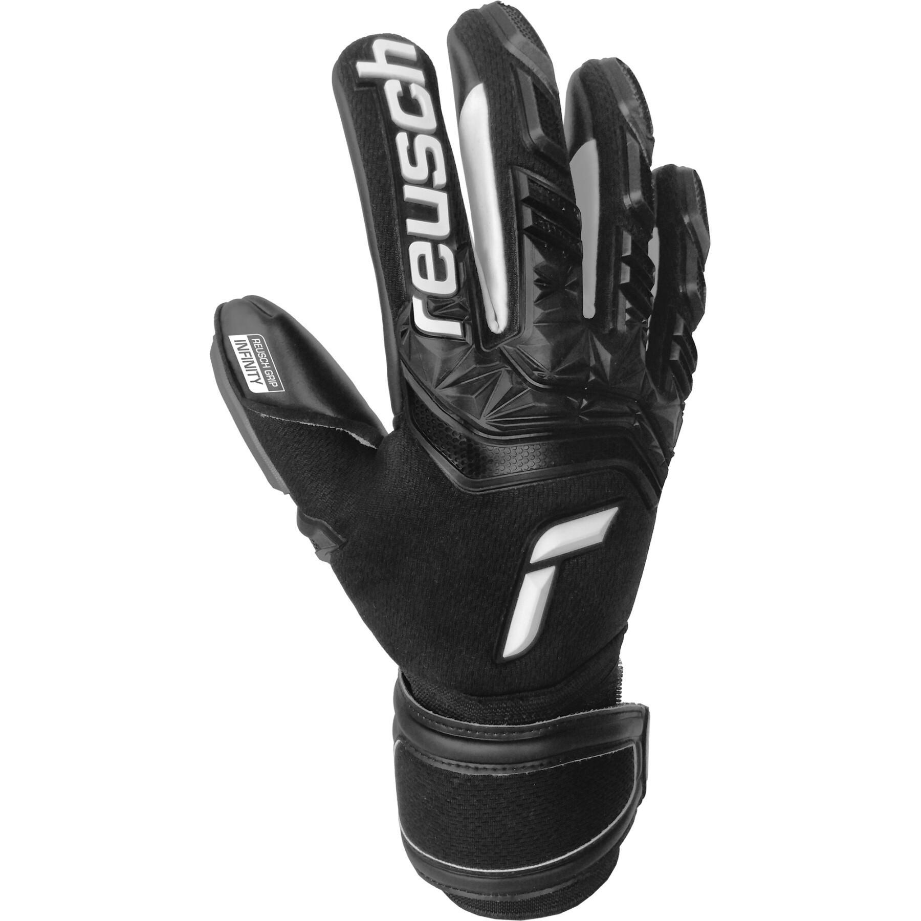 Goalkeeper gloves Reusch Attrakt Freegel Infinity