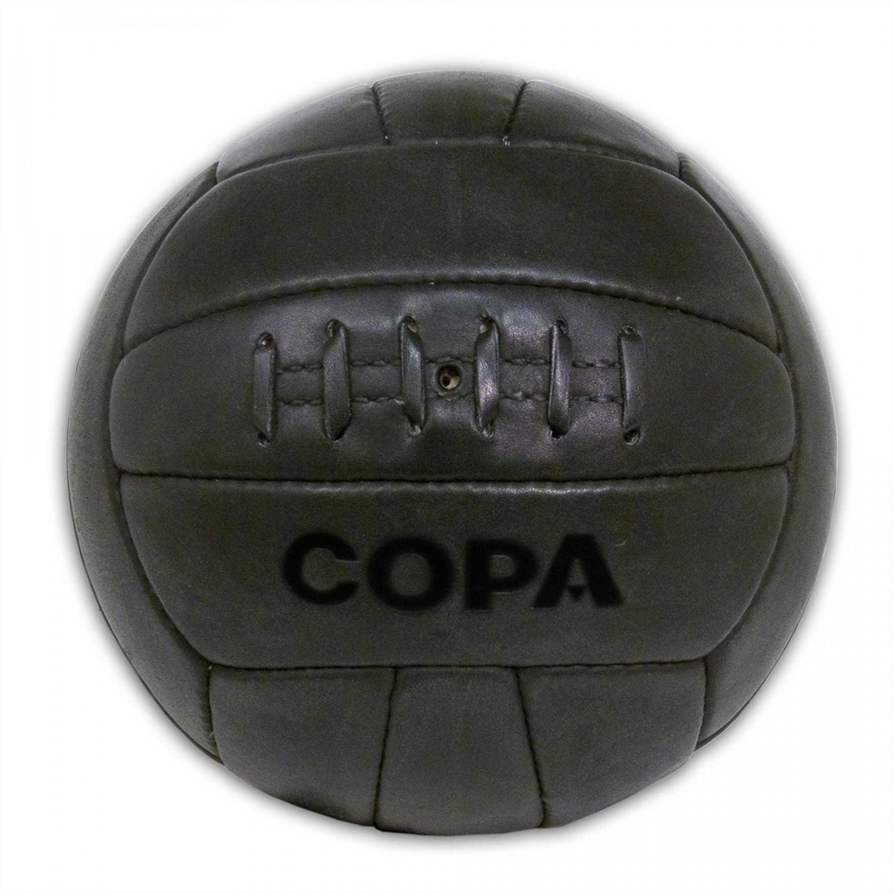 Кожаный мяч купить. Мяч Copa Retro. Кожаный мяч. Кожаный мячик. Мячик футбольный кожаный.