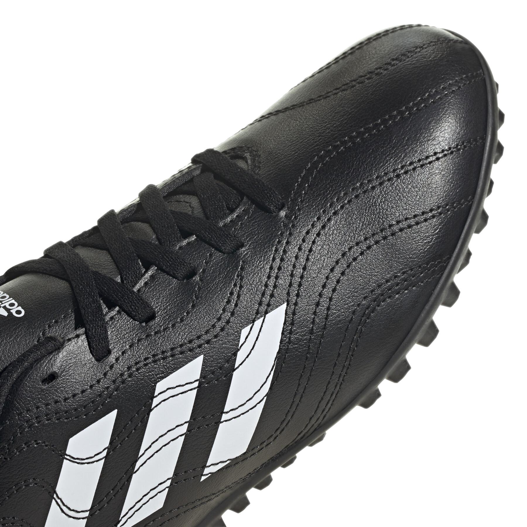 Soccer shoes adidas copa sense.4