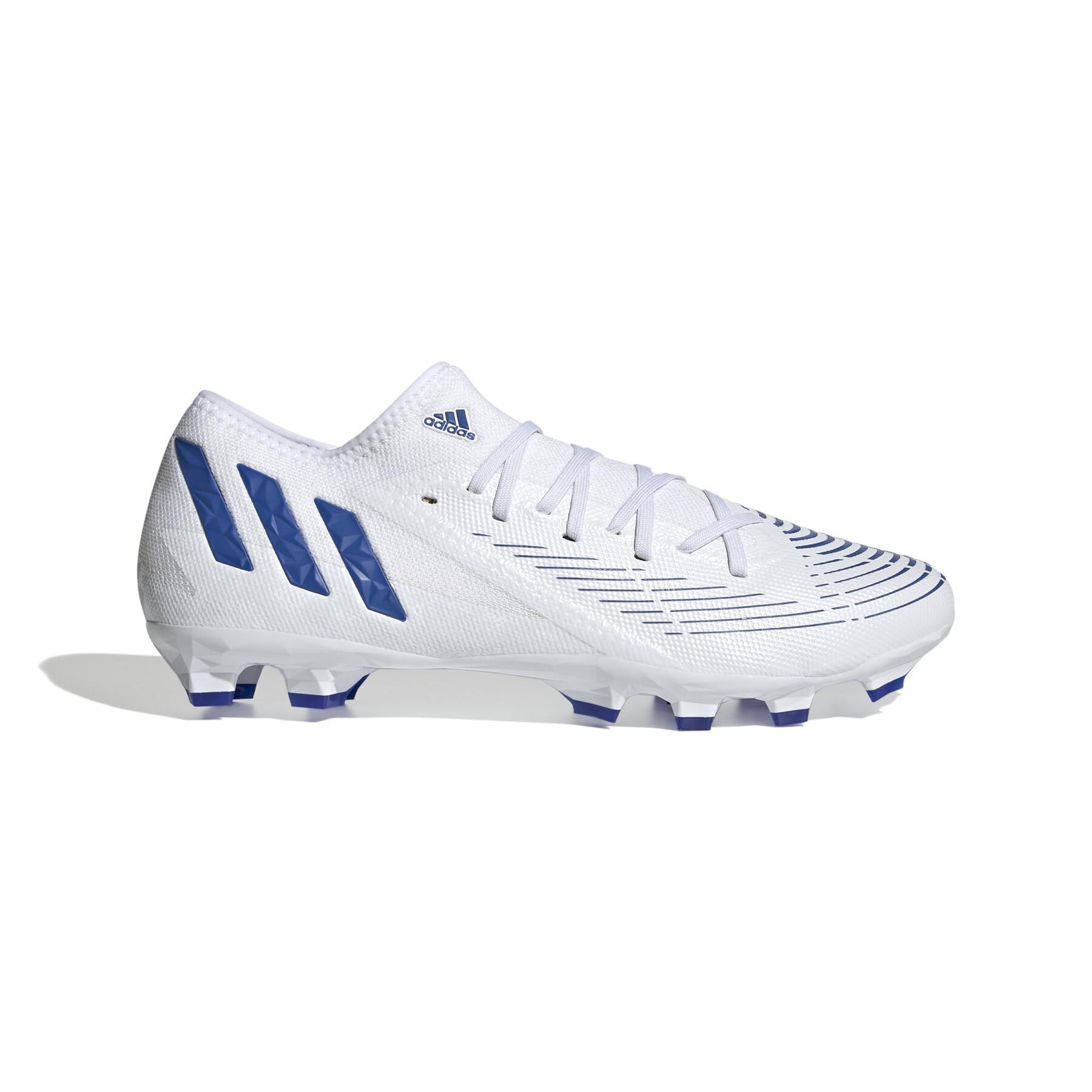 Soccer shoes adidas Predator Edge.3 Low MG