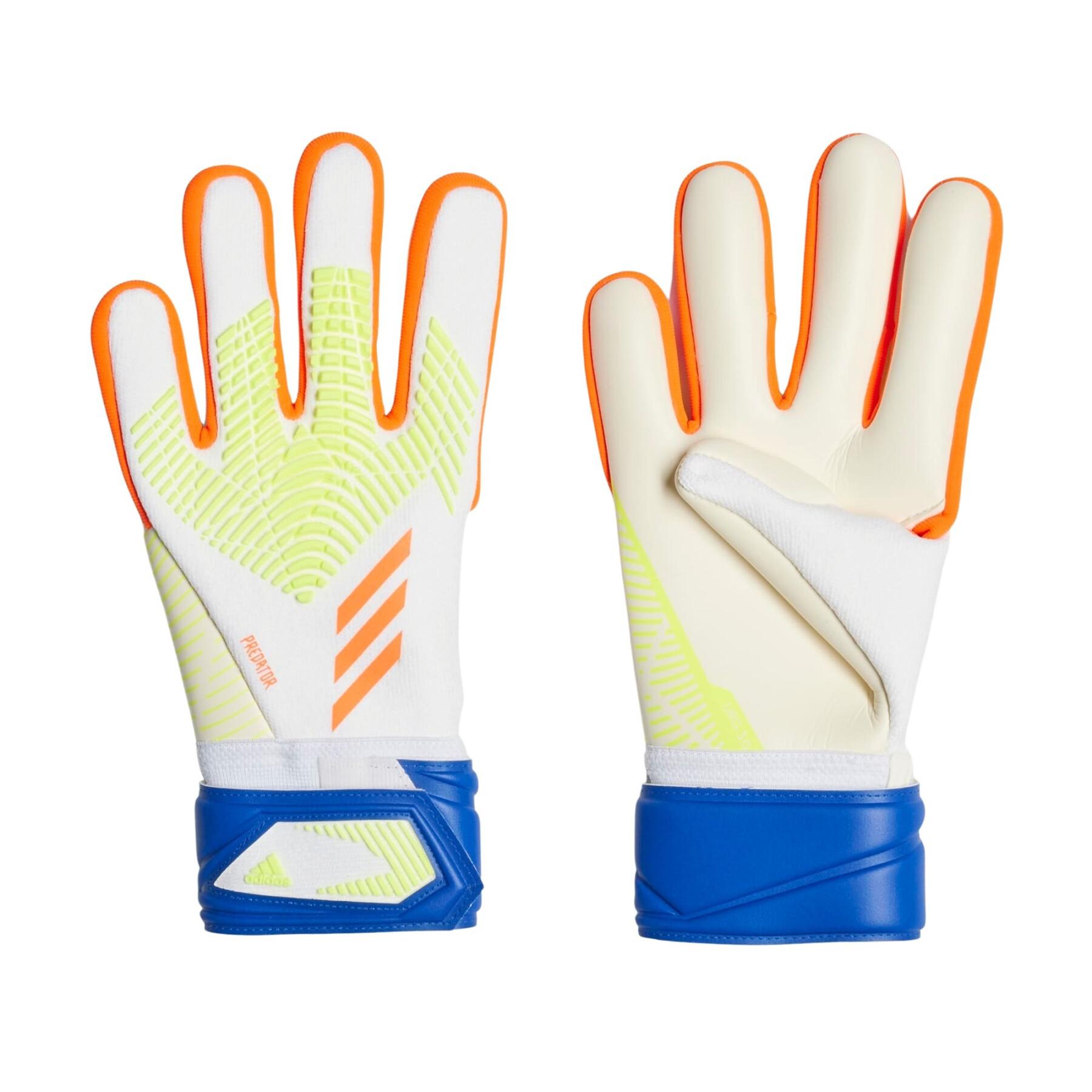 Goalkeeper gloves adidas Predator Edge League
