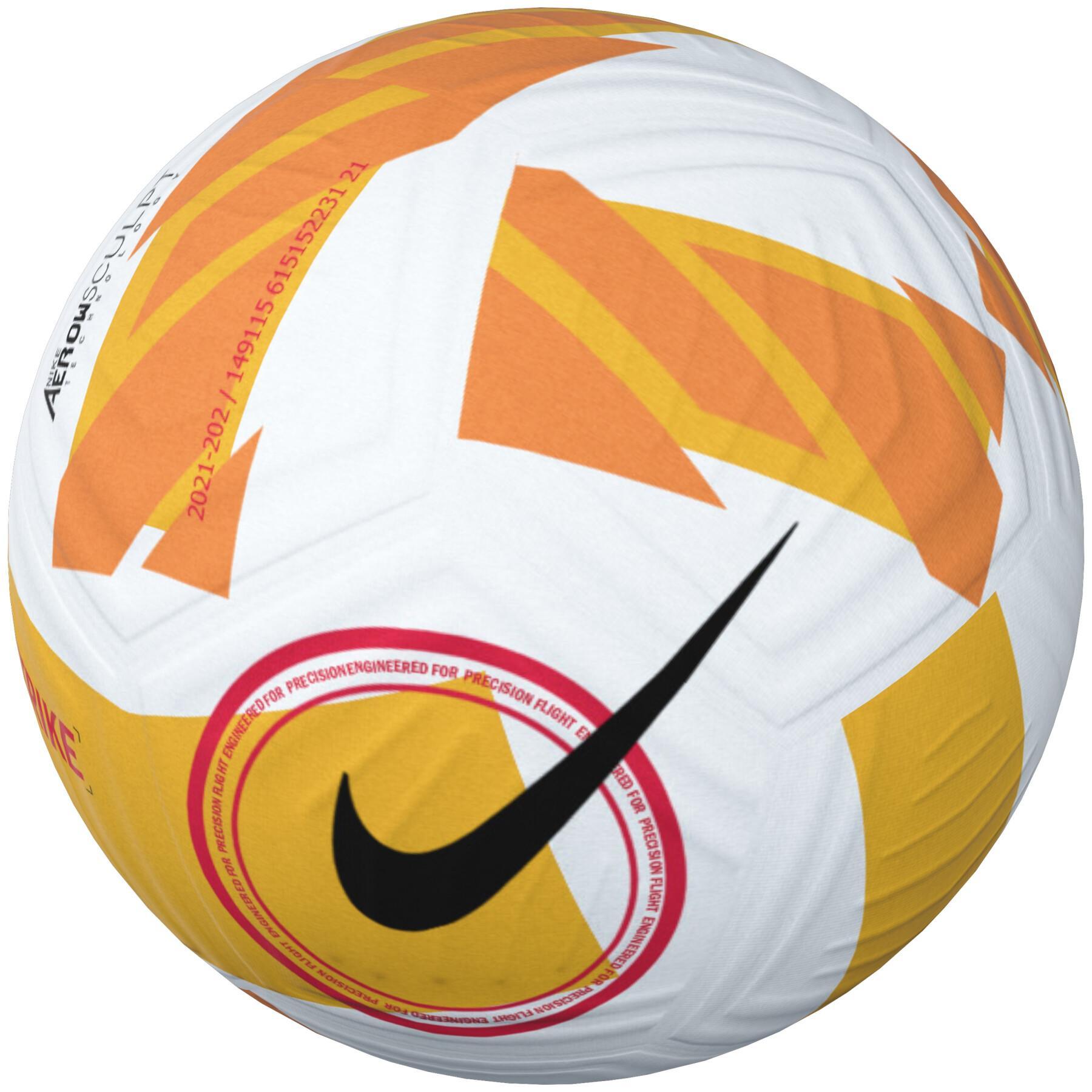 Balloon Nike Strike