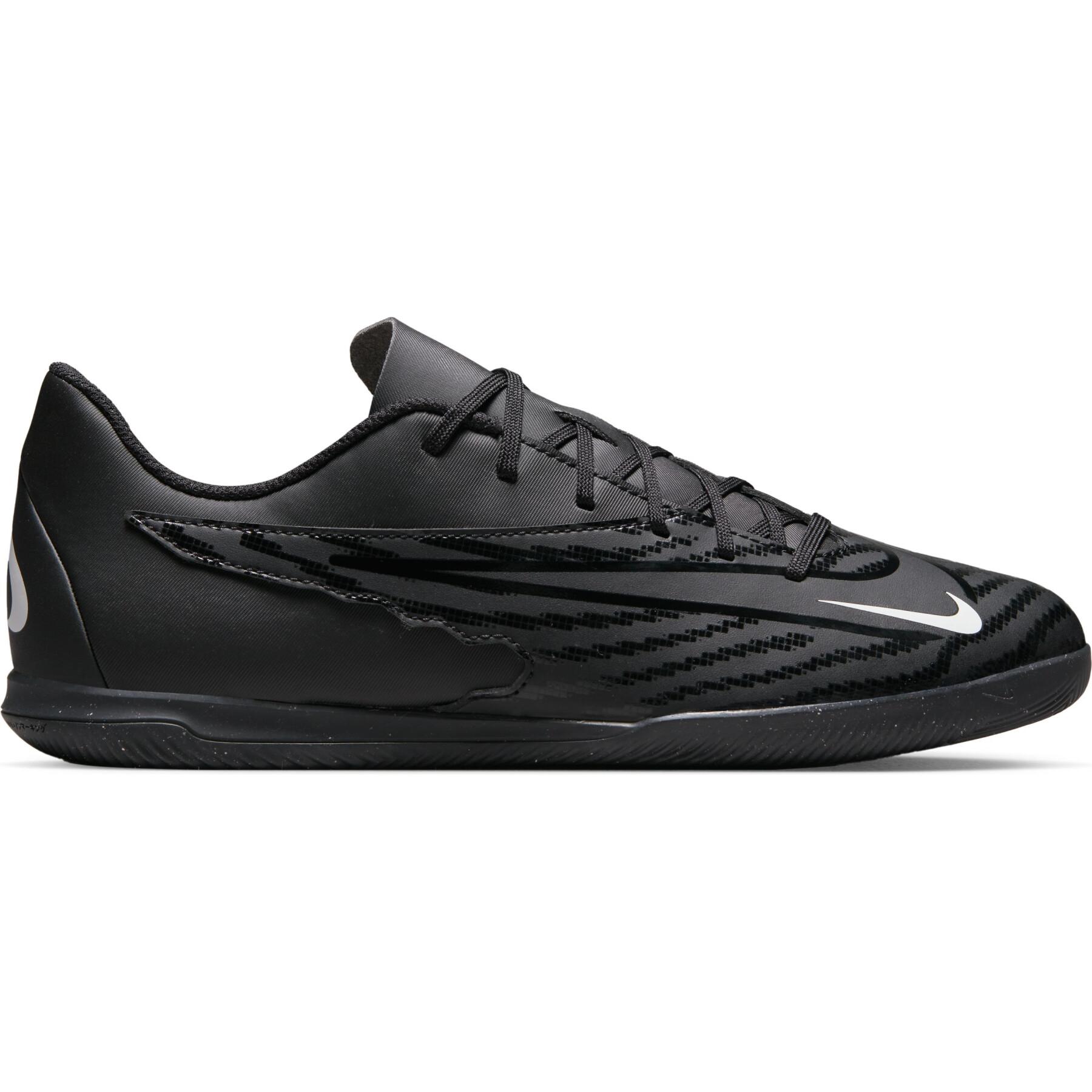 Soccer shoes Nike Phantom GX Club IC - Black Pack