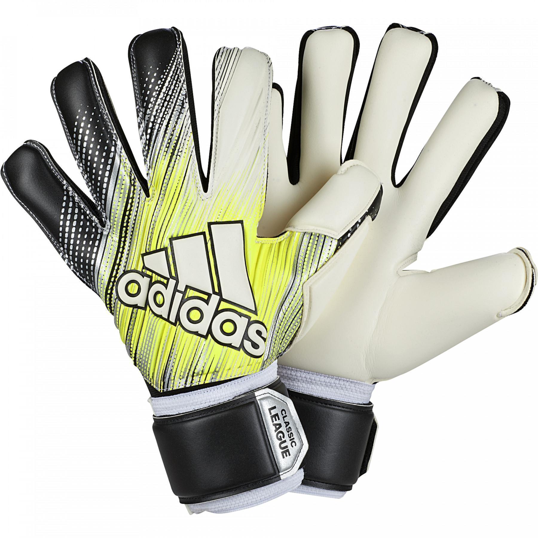 Goalkeeper gloves adidas Classic League