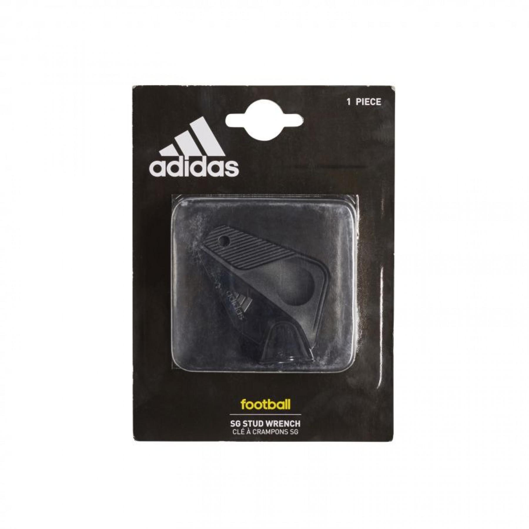 Spike wrench adidas