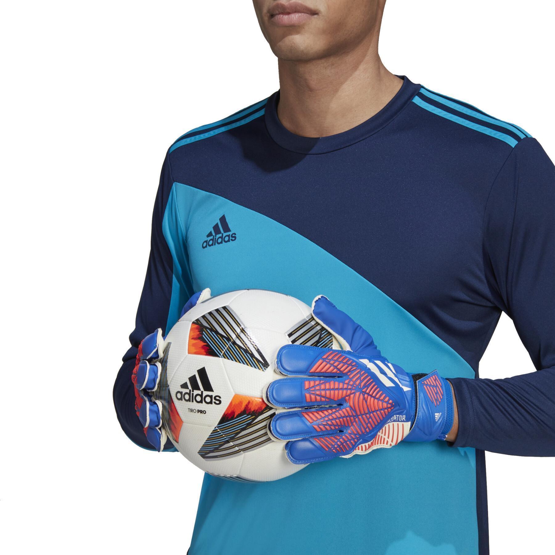 Goalkeeper gloves adidas Predator Training