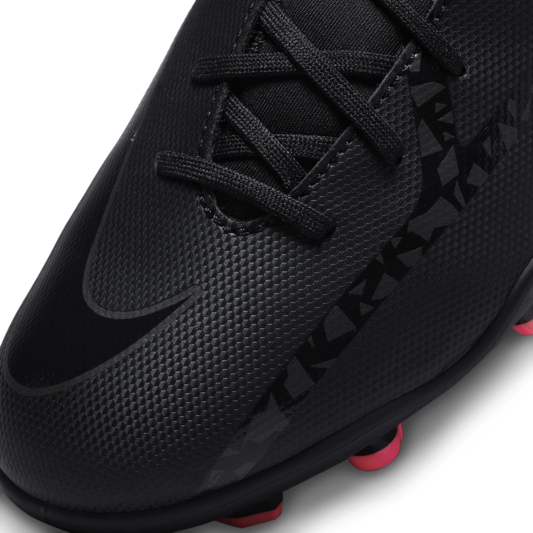 Children's soccer shoes Nike Phantom GT2 Club Dynamic Fit MG - Shadow Black Pack
