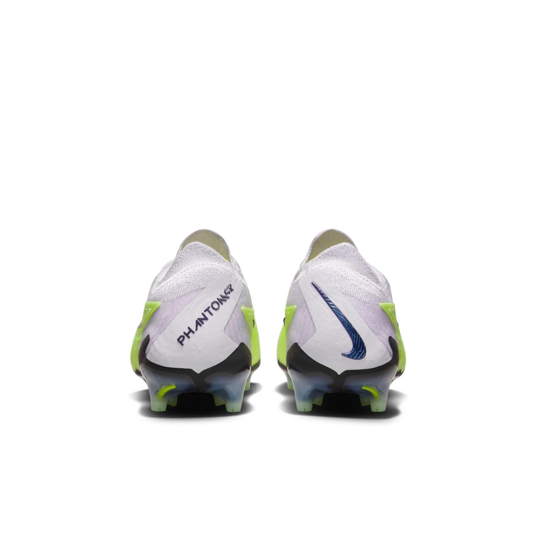Soccer shoes Nike Gripknit Phantom GX Elite FG - Luminious Pack