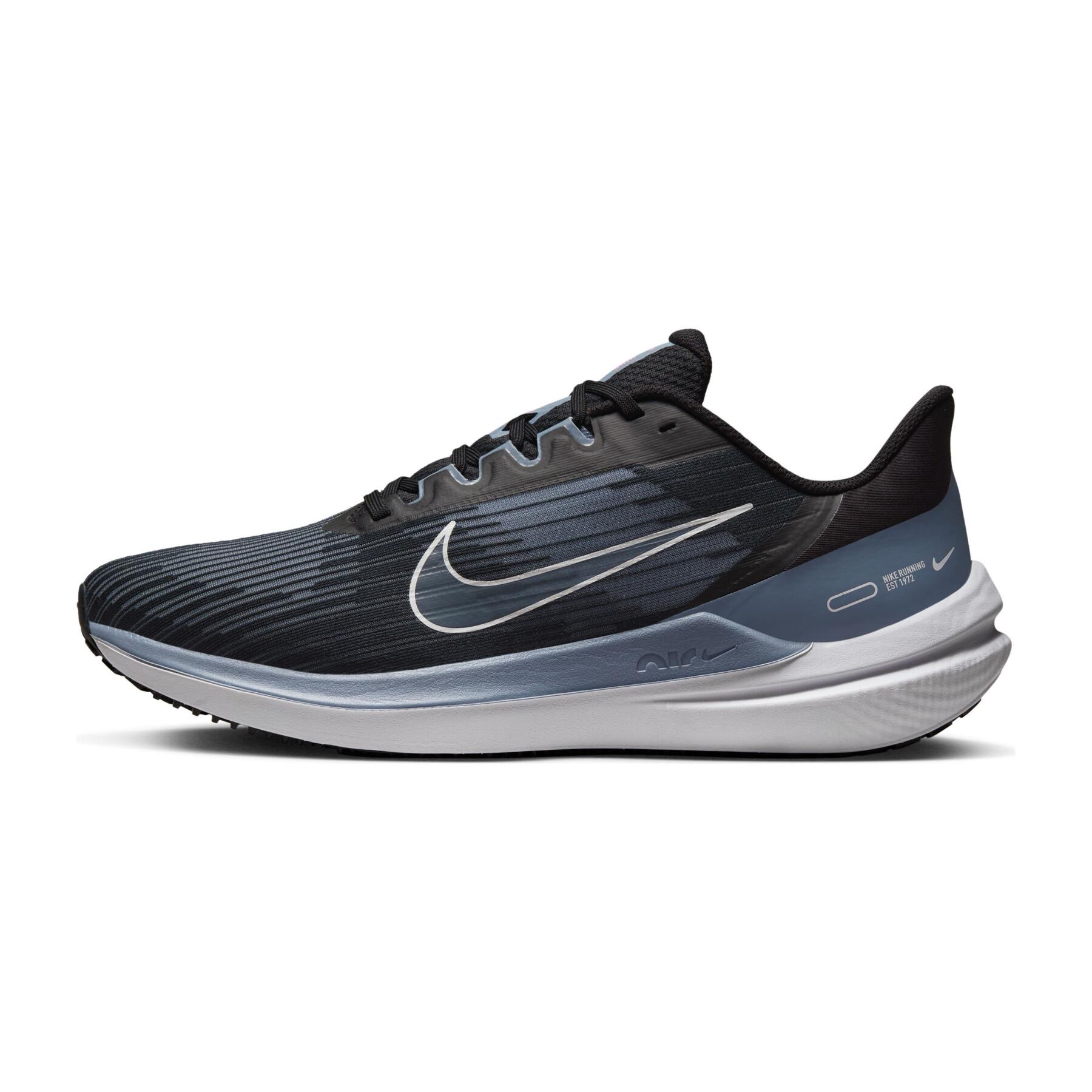 Running shoes Nike Winflo 9