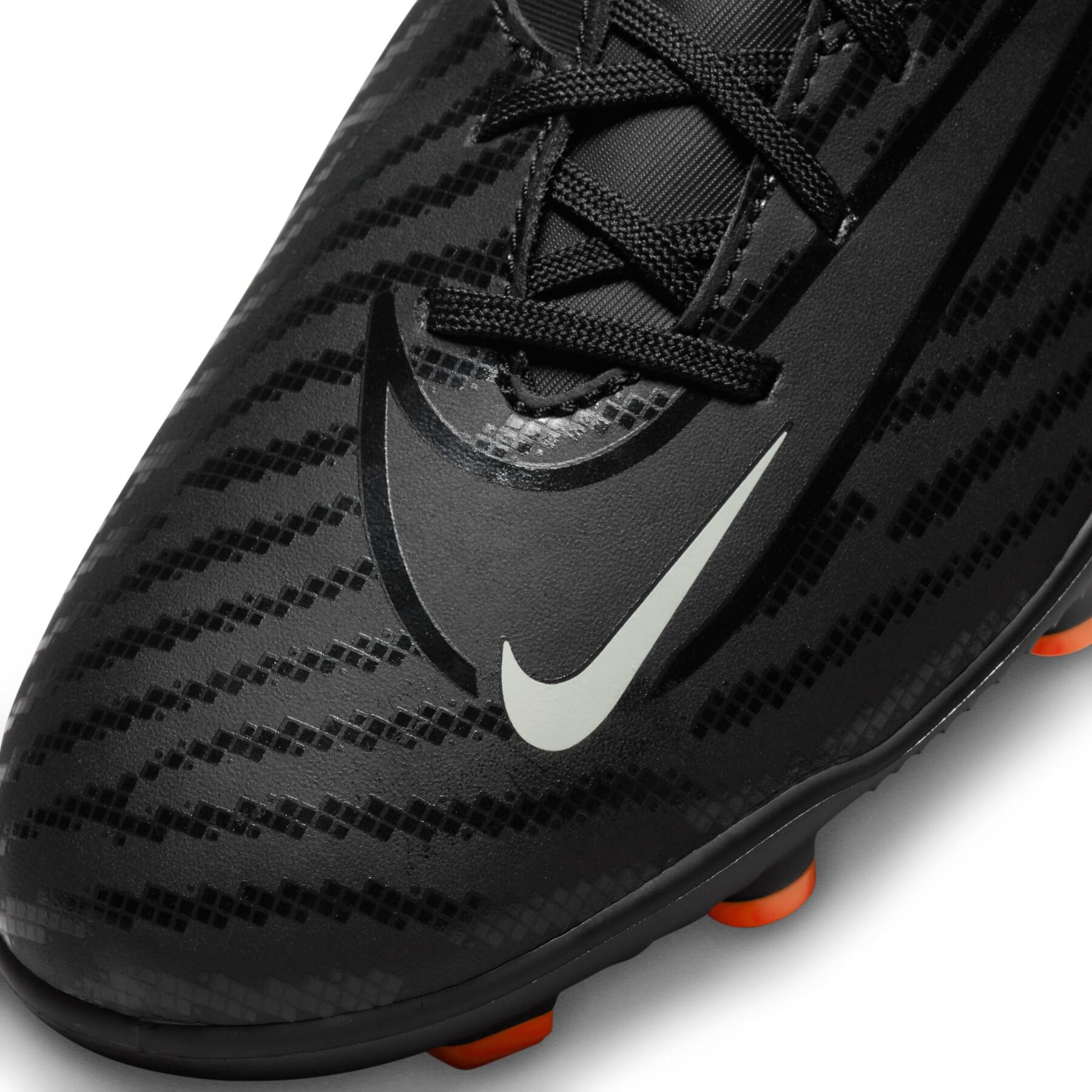 Soccer shoes Nike Phantom GX Club MG - Black Pack