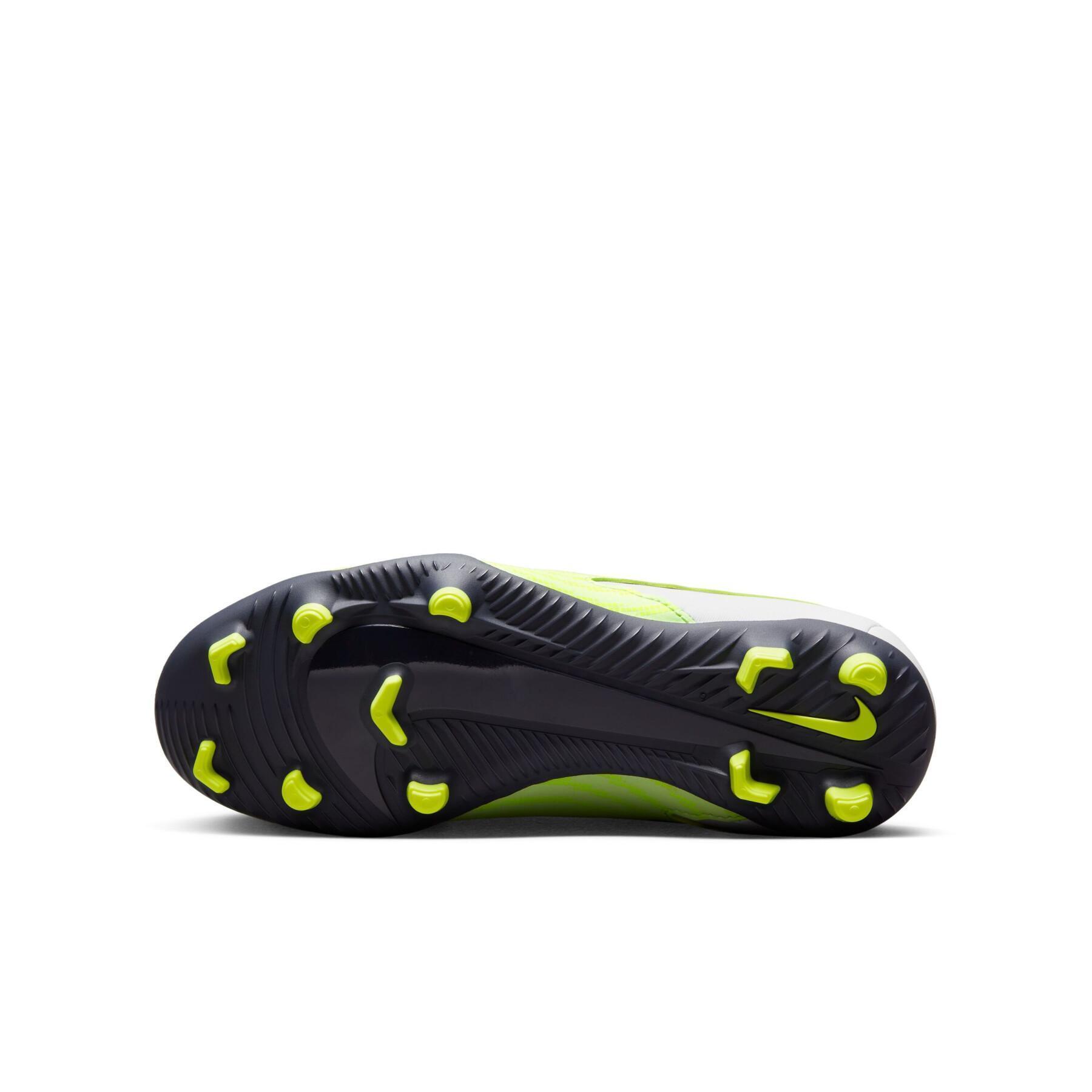 Children's soccer shoes Nike Phantom GX Club FG/MG - Luminious Pack