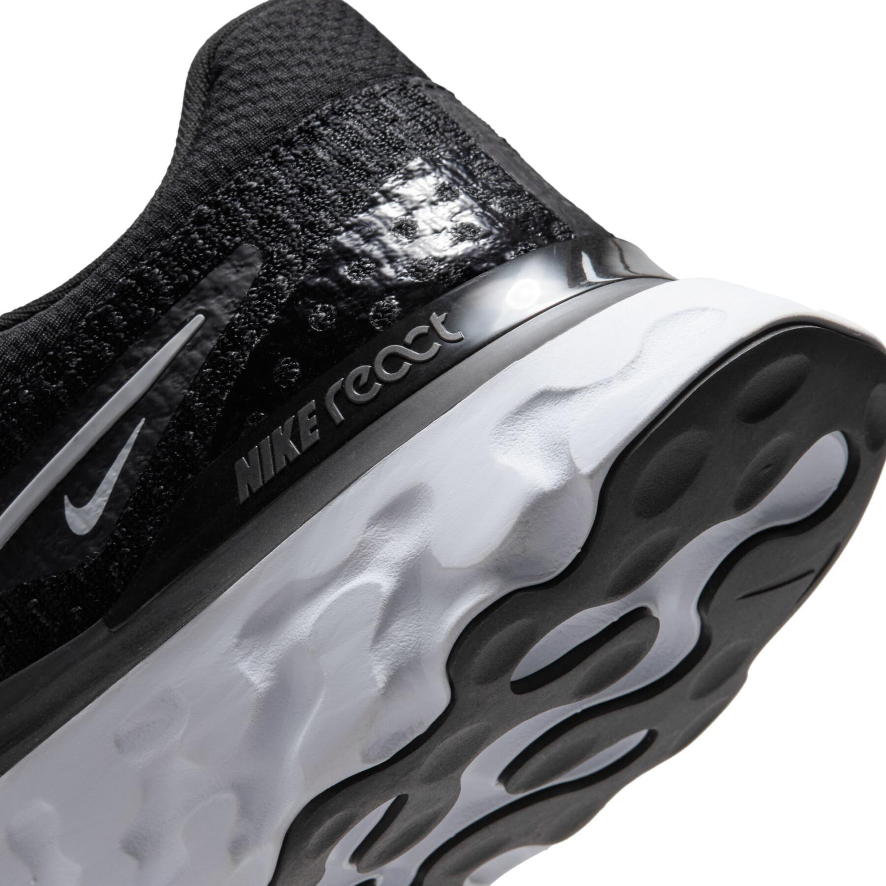 Running shoes Nike React Infinity Run Flyknit 3