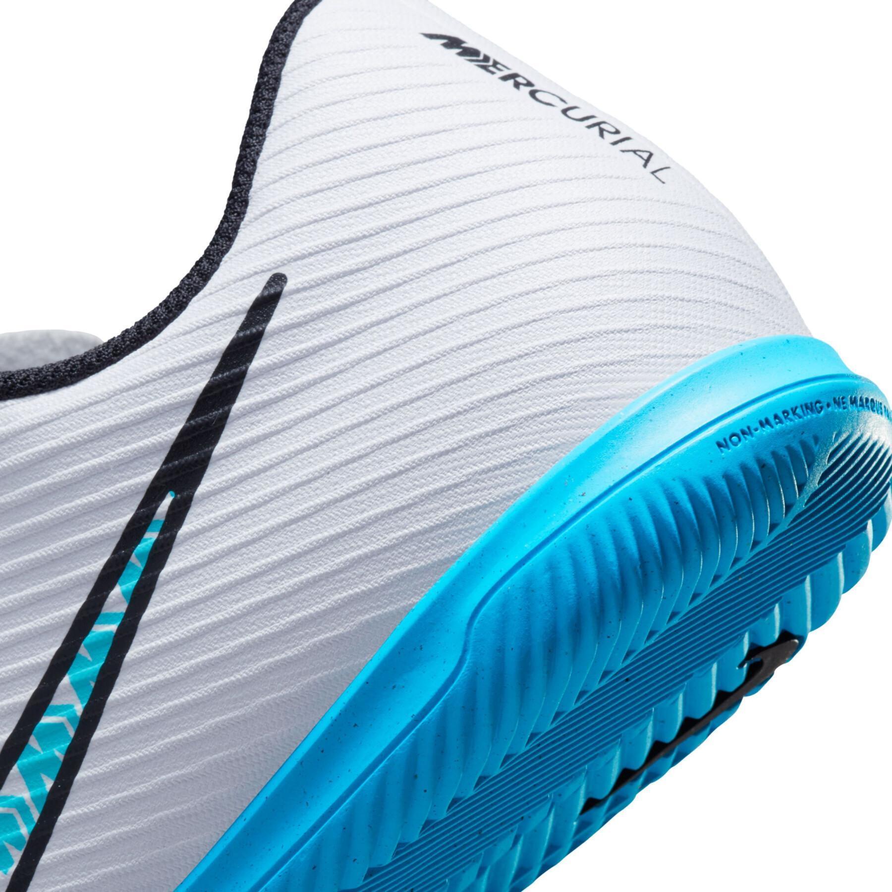 Soccer shoes Nike Mercurial Vapor 15 Club IC - Blast Pack