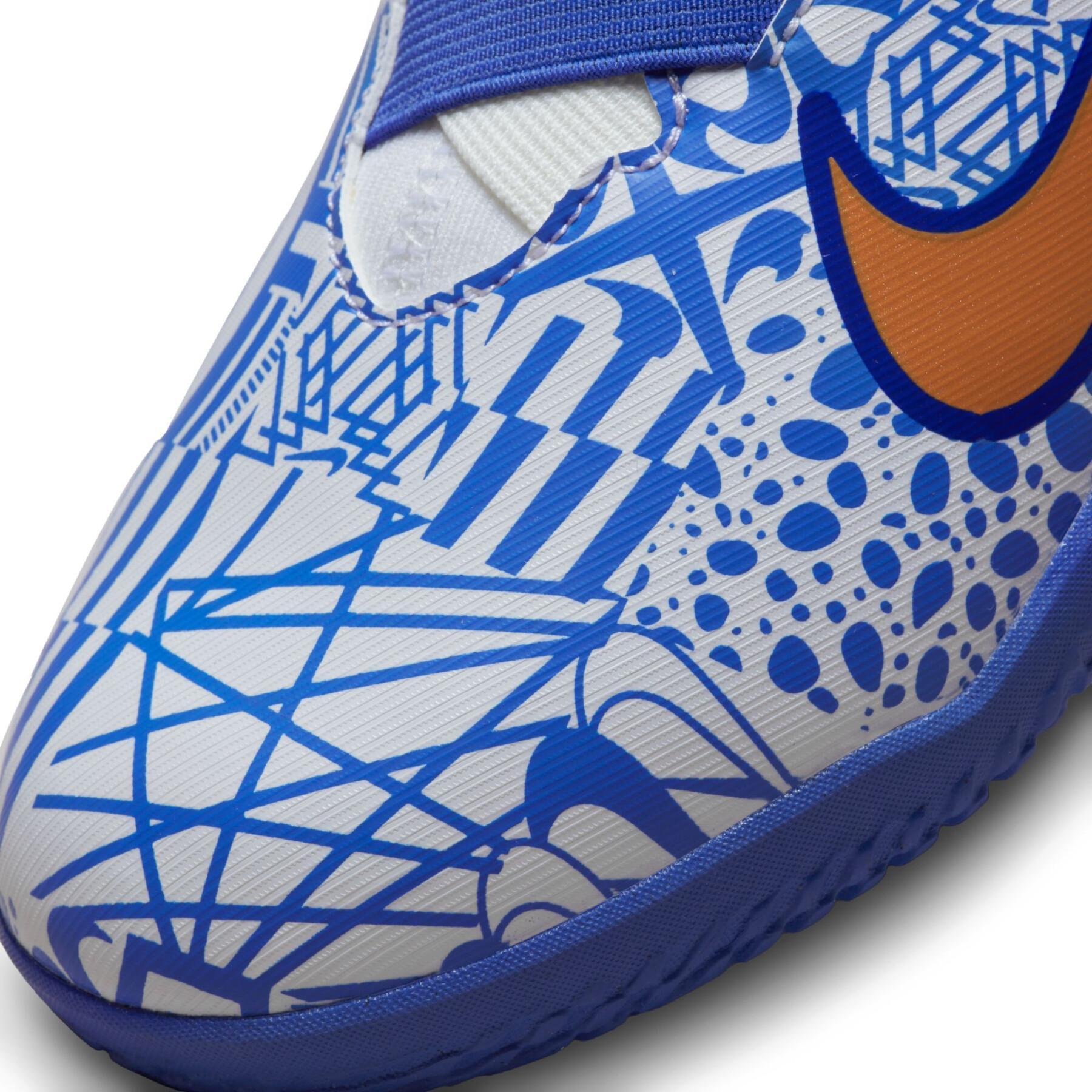 Children's soccer shoes Nike Zoom Mercurial Vapor 15 ACademy CR7 IC