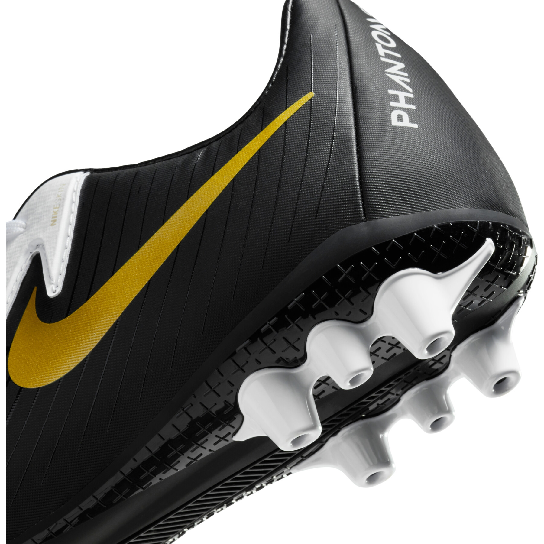 Soccer shoes Nike Phantom GX 2 Academy AG