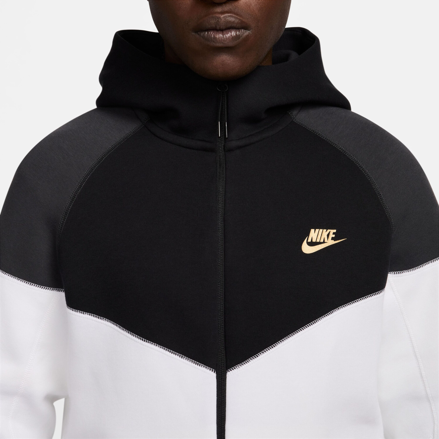 Waterproof jacket with zipped hood Nike Tech Fleece