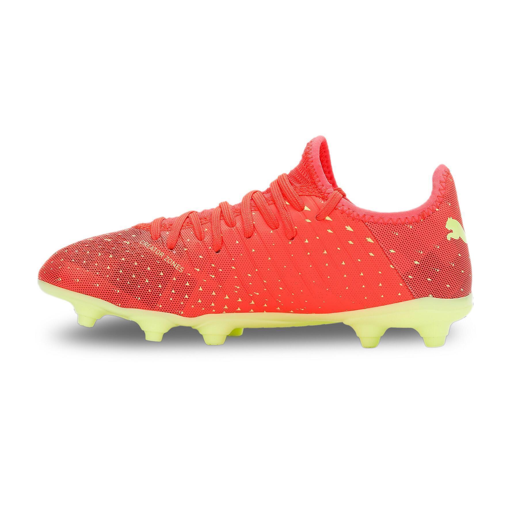 Children's soccer shoes Puma Future Z 4.4 FG/AG - Fastest Pack