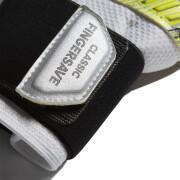Goalkeeper gloves adidas Classic Pro Fingersave