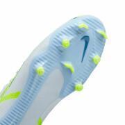 Soccer shoes Nike Phantom Gt2 Academy MG