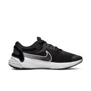 Running shoes Nike Renew Run 3