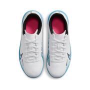 Children's soccer shoes Nike Mercurial Vapor 15 Club TF - Blast Pack